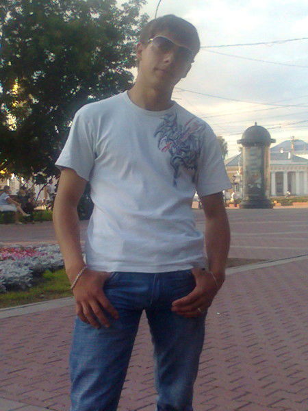 Дмитрий Николаев