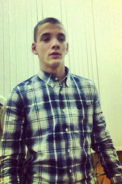 Денис Елохин