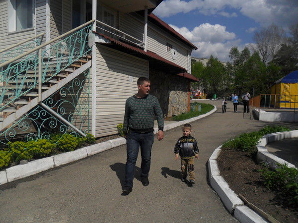 Максим Ёлочкин