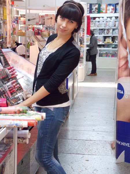 Настя Комарова