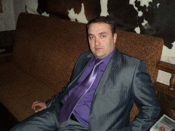 Василий Дустанов