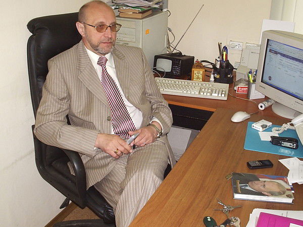 Николай Азаров