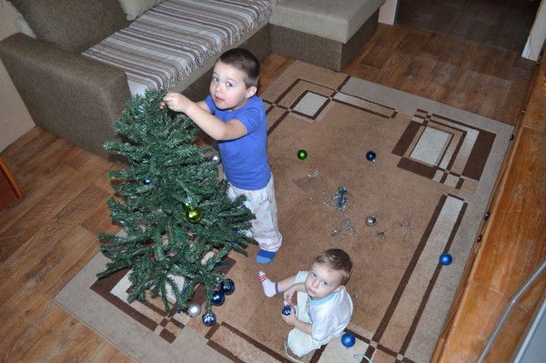 Александр Зуев