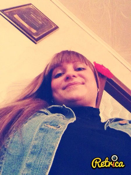 Анютка Золотова