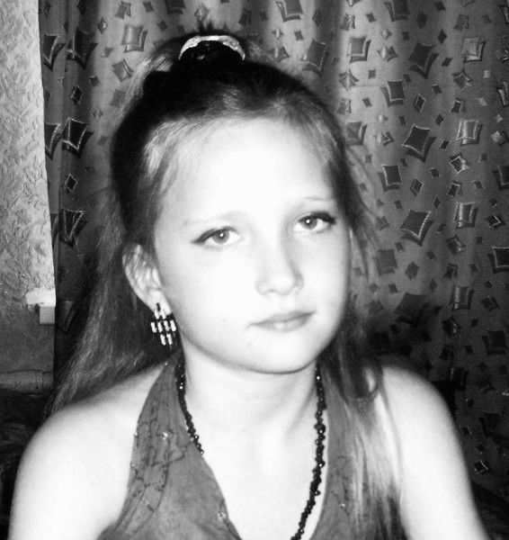 Оля Красных