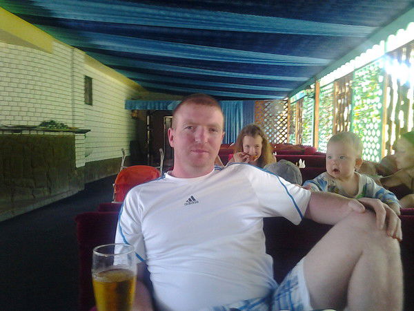 Николай Комаров