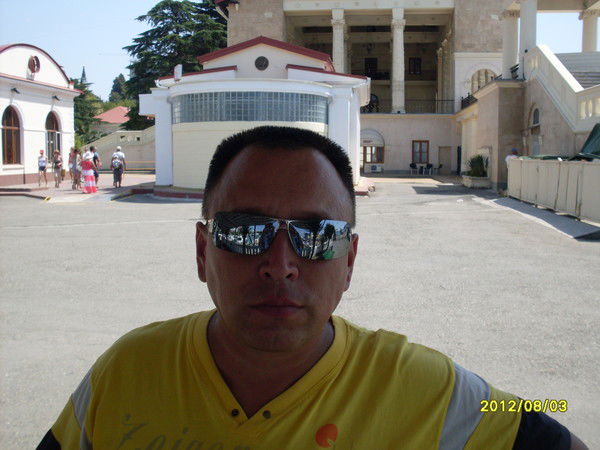 Валерий Ларионов