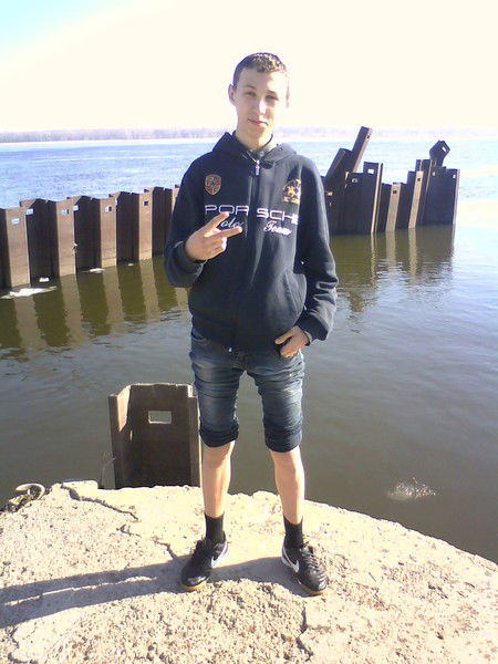 Роман Петров