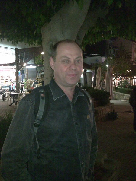 Леонид Хазанович