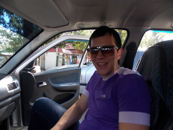 Александр Бакалов