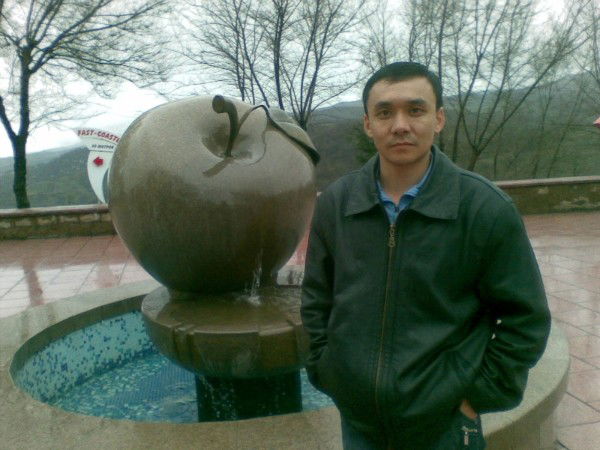 Марат Абишев