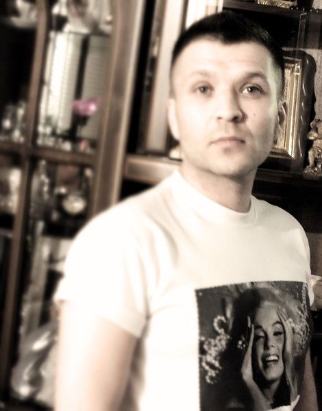 Павел Миков