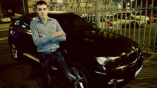 Дмитрий Азаренков