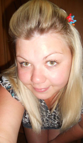 Алёна Попова