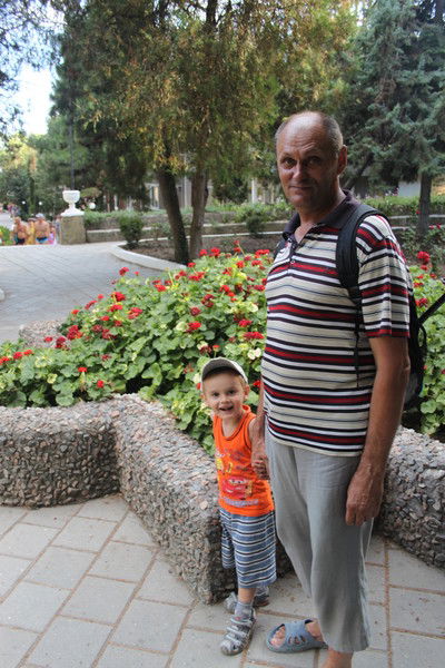 Валера Максименко