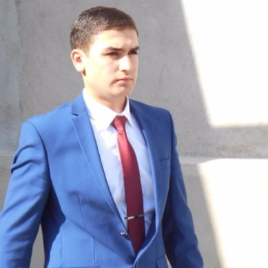 Мехриддин Холов