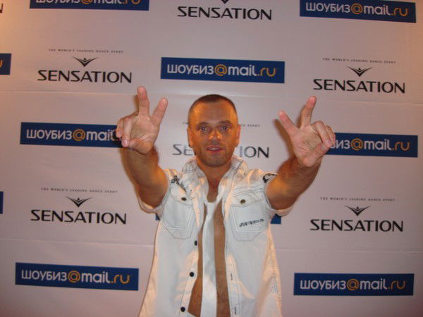 Валерий Велис