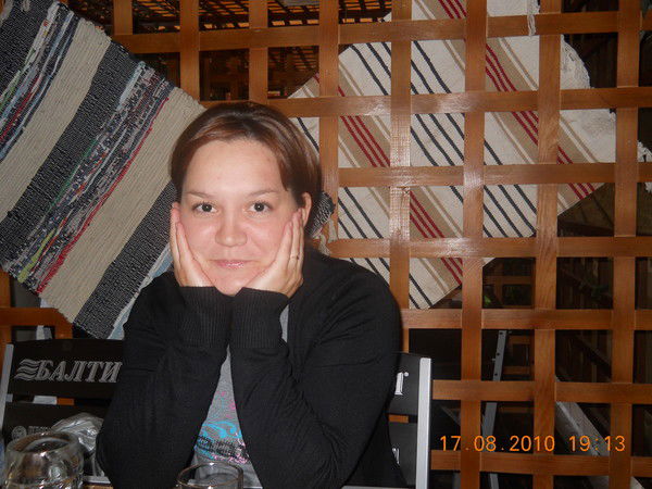 Гуля Султанова