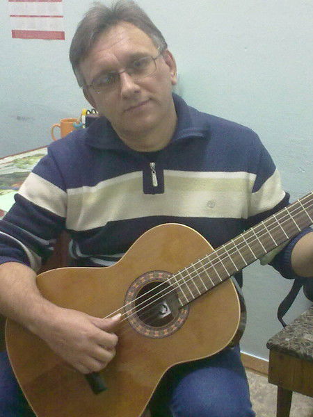 Пётр Наумов