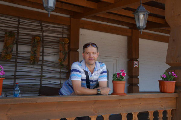 Александр Титов