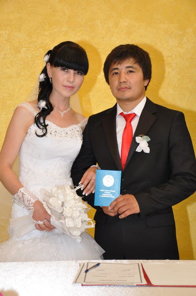 Aнaрбek Epeсkeнoв