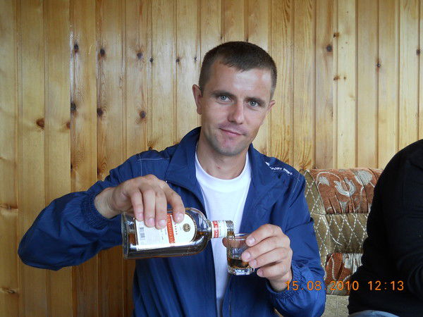 Евгений Нелюбин