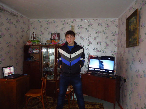 Санек Еськин