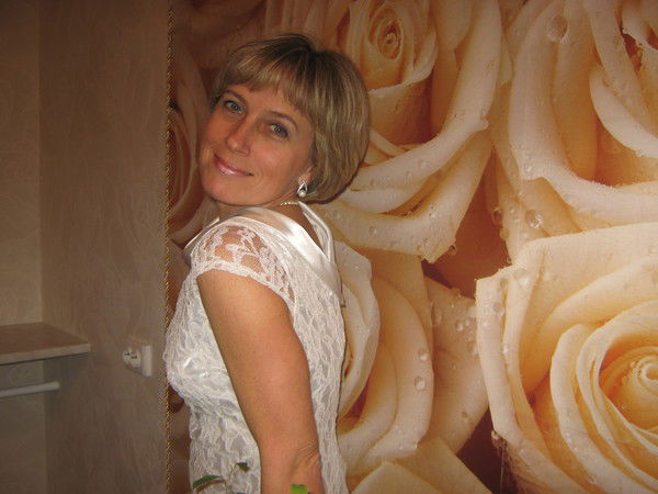 Оля Петрова