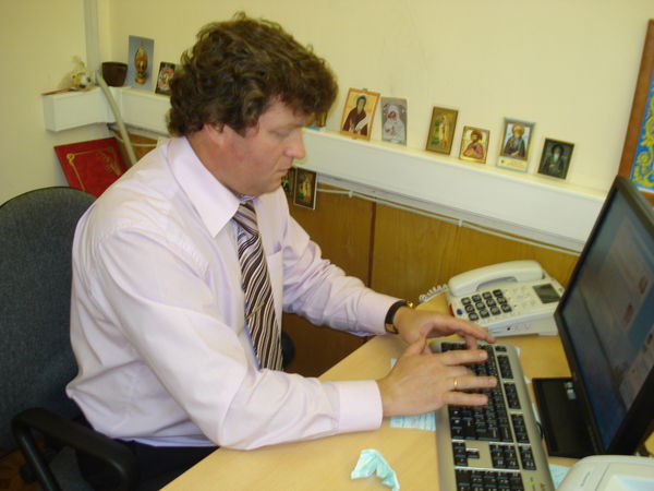 Андрей Ежов