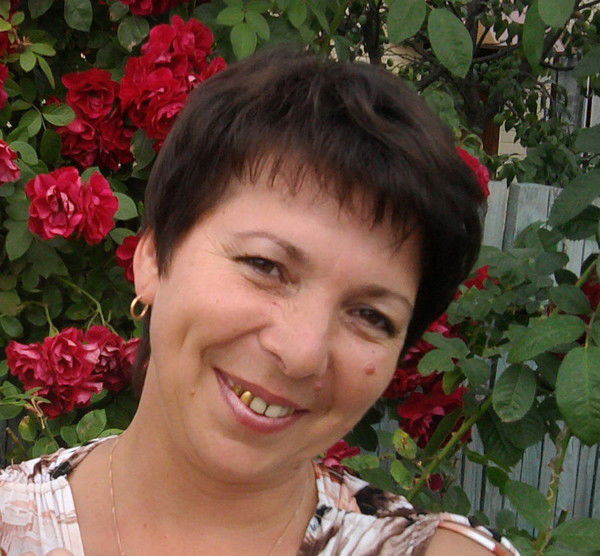 Елена Романова