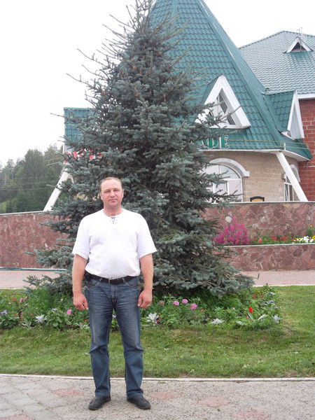 Максим Чеботарев