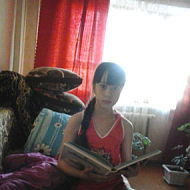 Женя Макарова