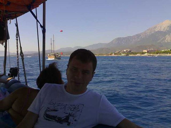 Александр Дубров