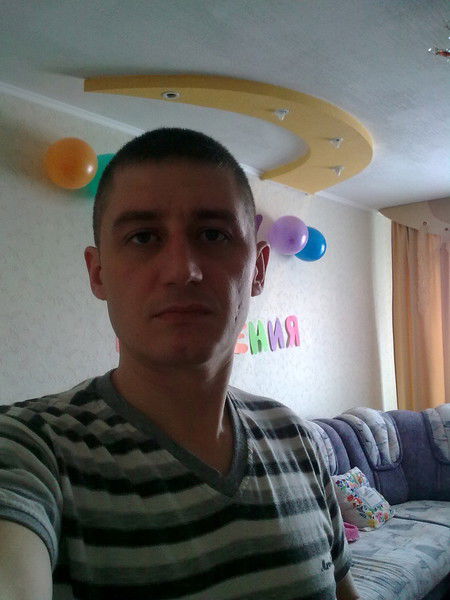 Владислав Костиков