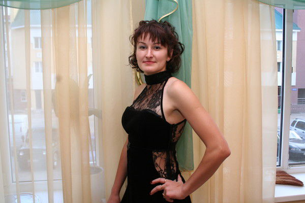 Елена Эльцер