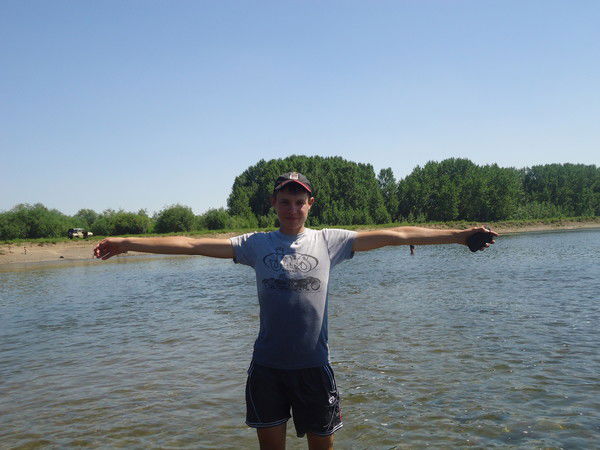 Владик Суханов