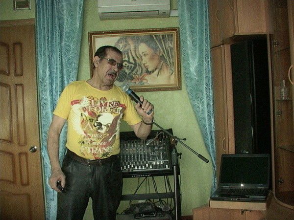 Анатолий Фролов