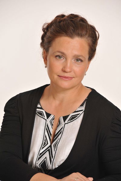 Елена Ушакова