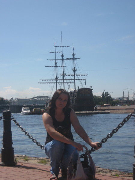 Вика Фроликова