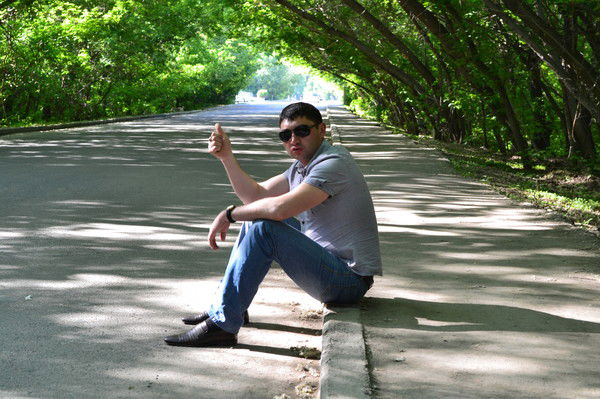 Рахат Акаев