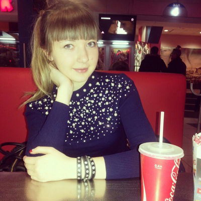 Викуля Полякова