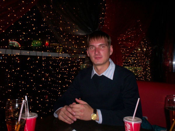 Владимир Тихонов