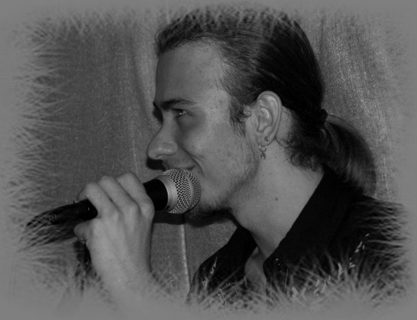 Дмитрий Устинов