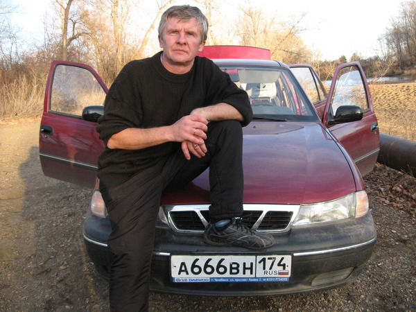 Виктор Степанов