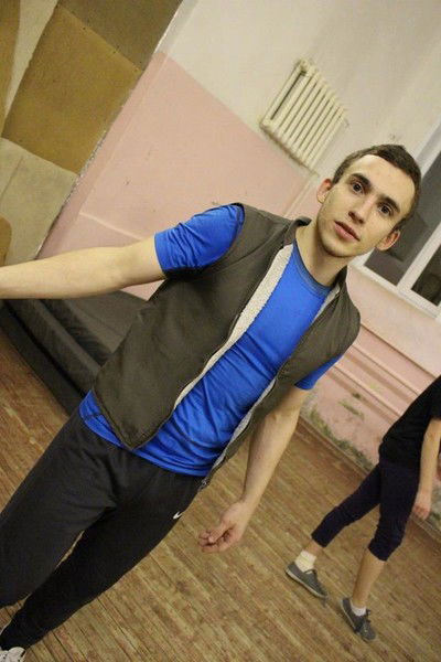 Максим Фролов