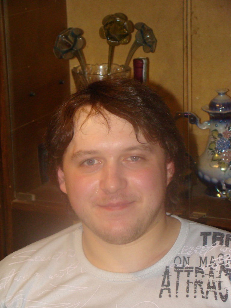 Дима Макаренко