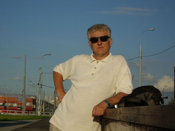 Александр Мельник