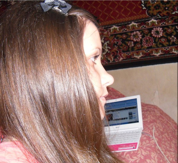 Лена Попова