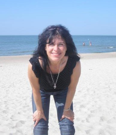 Angelina J.