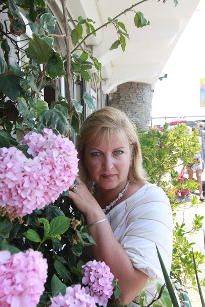 Лариса Сухановская